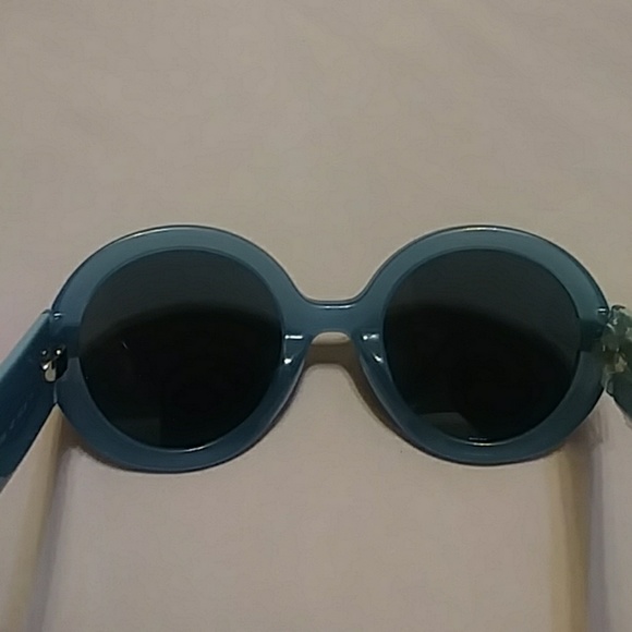 Salvatore Ferragamo 54mm Oversized Sunglasses - Picture 4 of 7